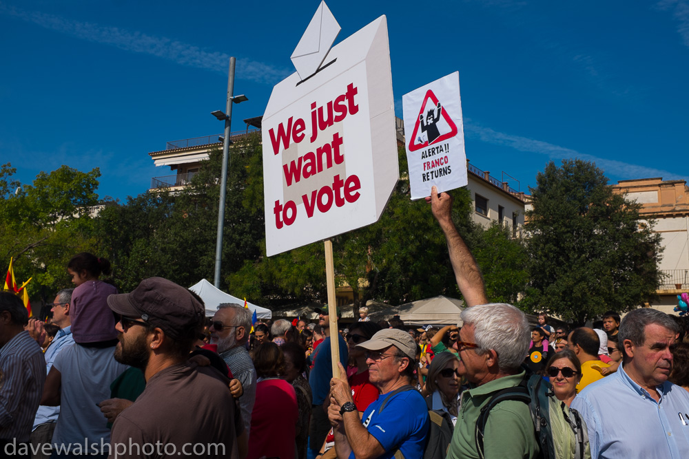 We Just Want to Vote - Franco ReturnsDuring a pre referendum social event in Placa Octavia, Sant Cugat del Valles, with dancing and other traditional activities, including castellets, the human towers, pro independence activists question the actions of th